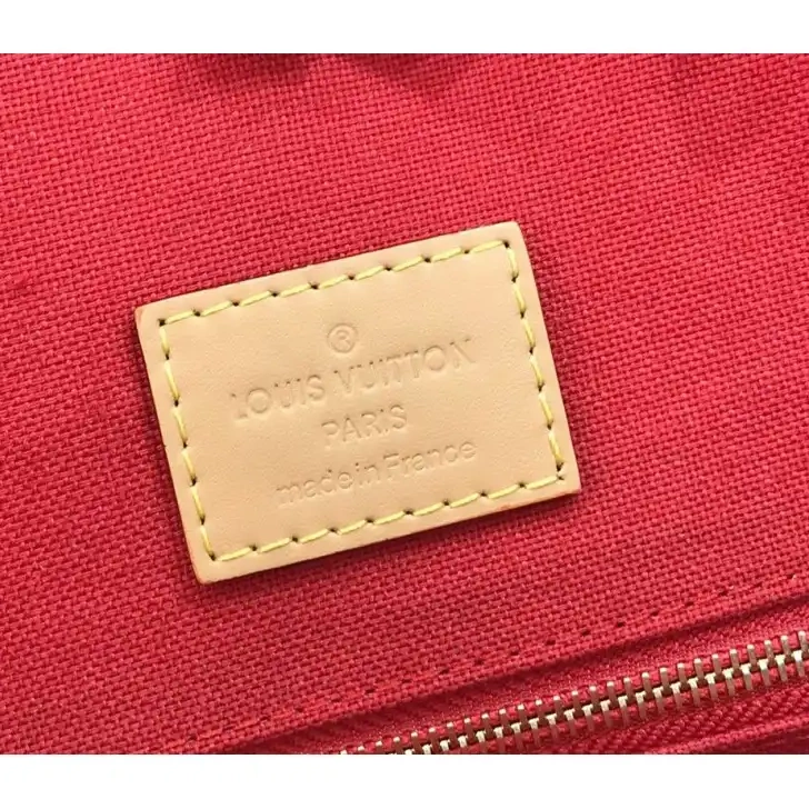 205FY0147 Bags LV 0628